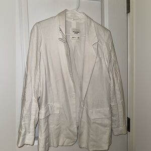 Abercrombie and Fitch white blazer